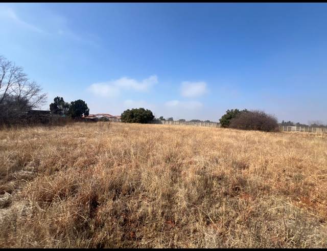 1,256M² VACANT LAND FOR SALE IN KOOKRUS